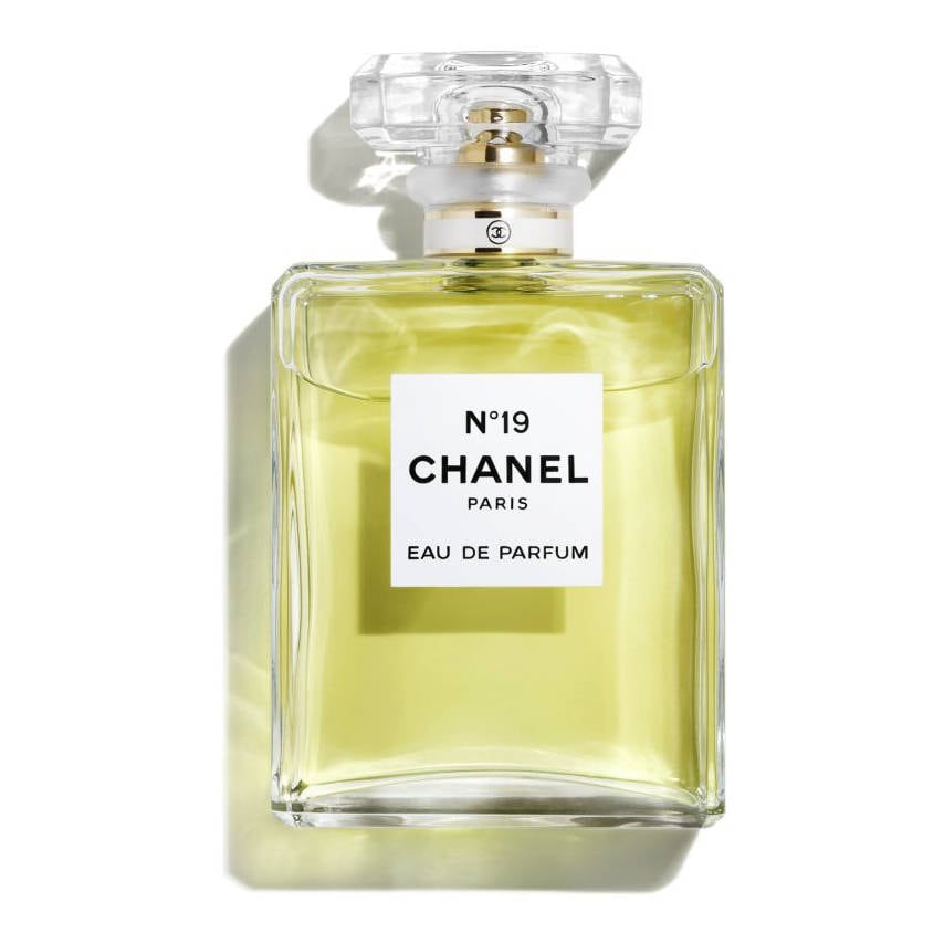 N°19 - Woda Perfumowana W Sprayu i CHANEL ≡ SEPHORA