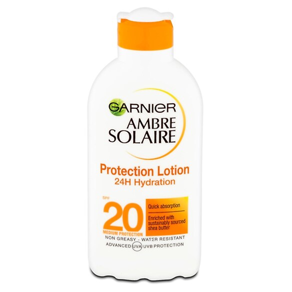 Ambre Solaire Sun Protecting Milk SPF20, GARNIER