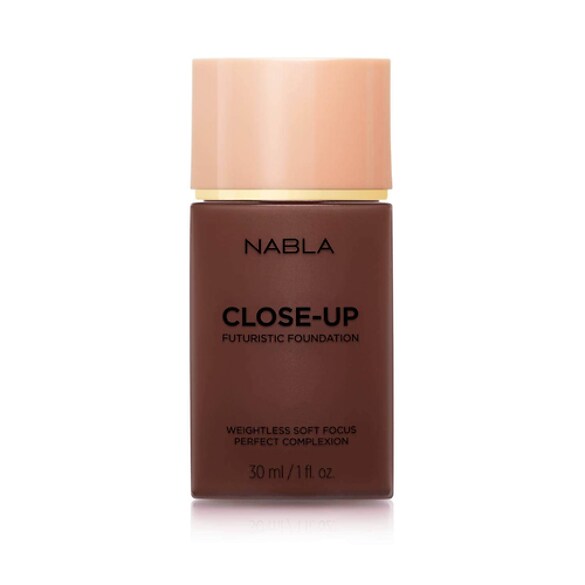 Close-Up Futuristic Foundation, NABLA