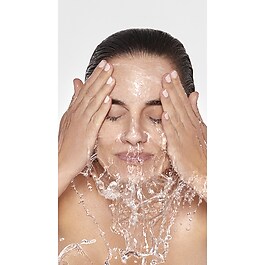 Black Diamond Vitamin C Brightening Cleanser - Gel de curatare multifunctional