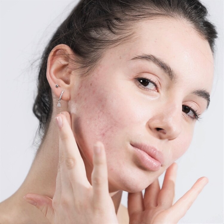 Protect AC - Fluide solaire visage matifiant SPF50+