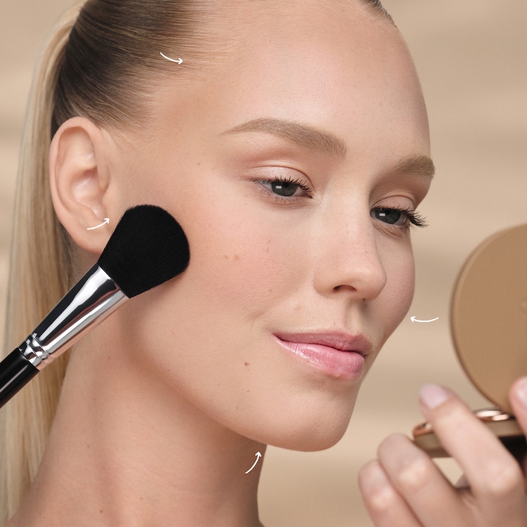 Smooth Blur Bronzer - Bronzer