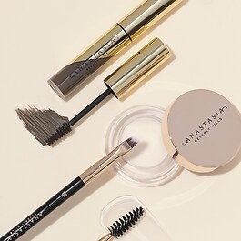"Full & Feathered" Brow Kit - Kit sprancene