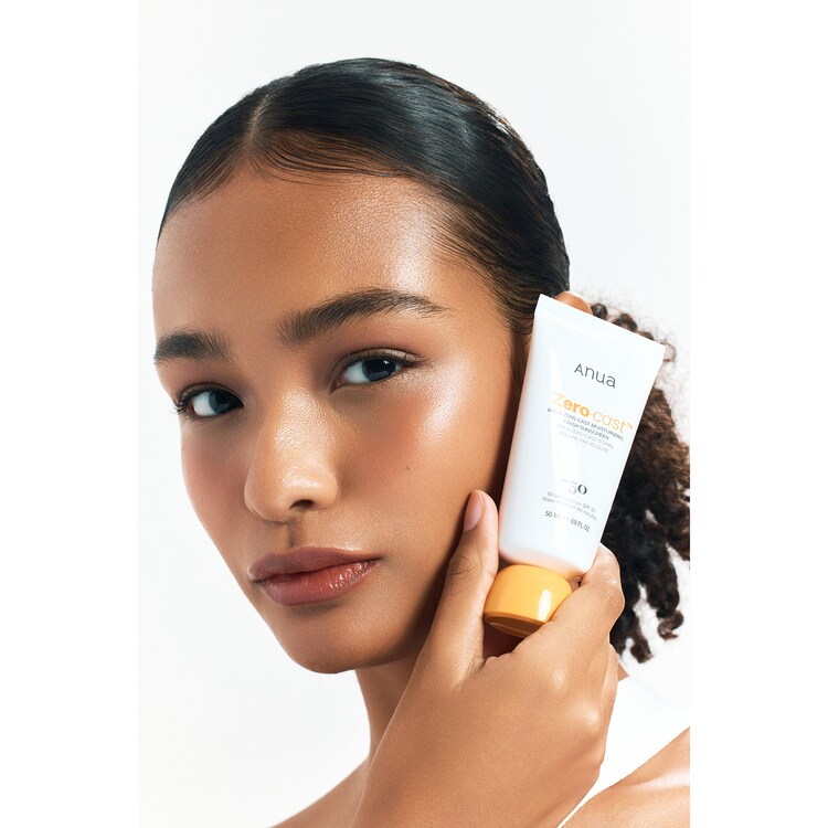 Zero-Cast Moisturizing Finish Sunscreen - Crème solaire hydratante SPF50
