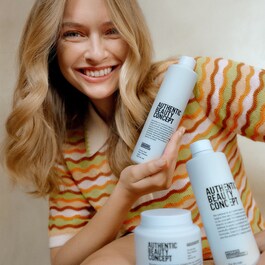 Hydrate Cleanser - Champ&uacute; hidratante para cabello normal a seco o rizado