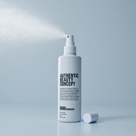 Hydrate Spray Conditioner - Spray l&eacute;ger d&eacute;m&ecirc;lant cheveux normaux secs ou boucl&eacute;s