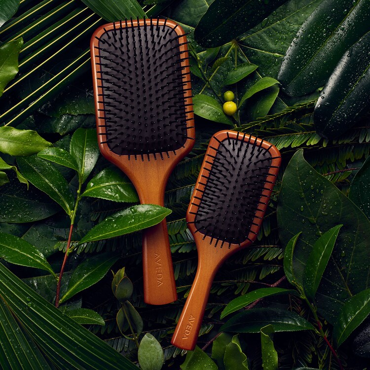 aveda wooden mini paddle brush - mini perie pentru par