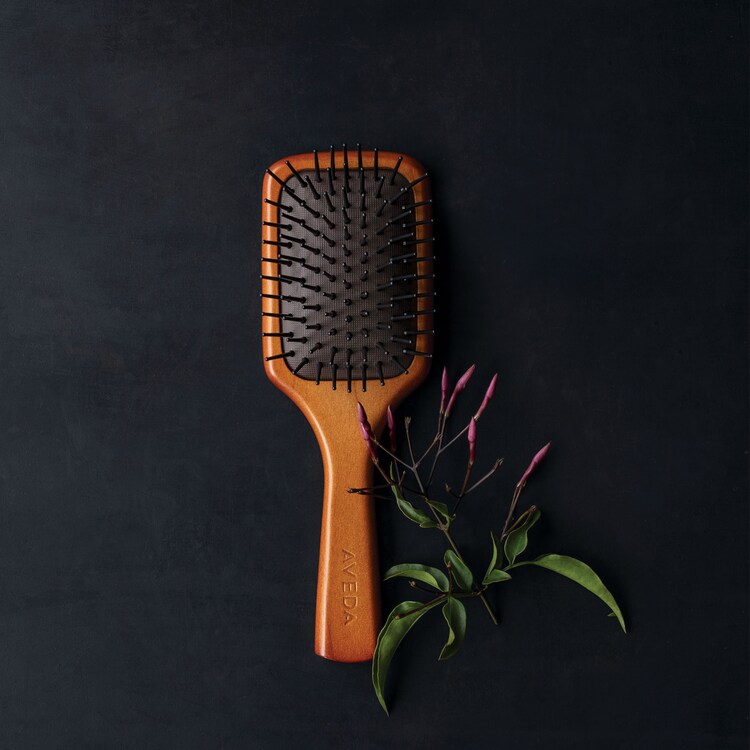 aveda wooden mini paddle brush - mini perie pentru par