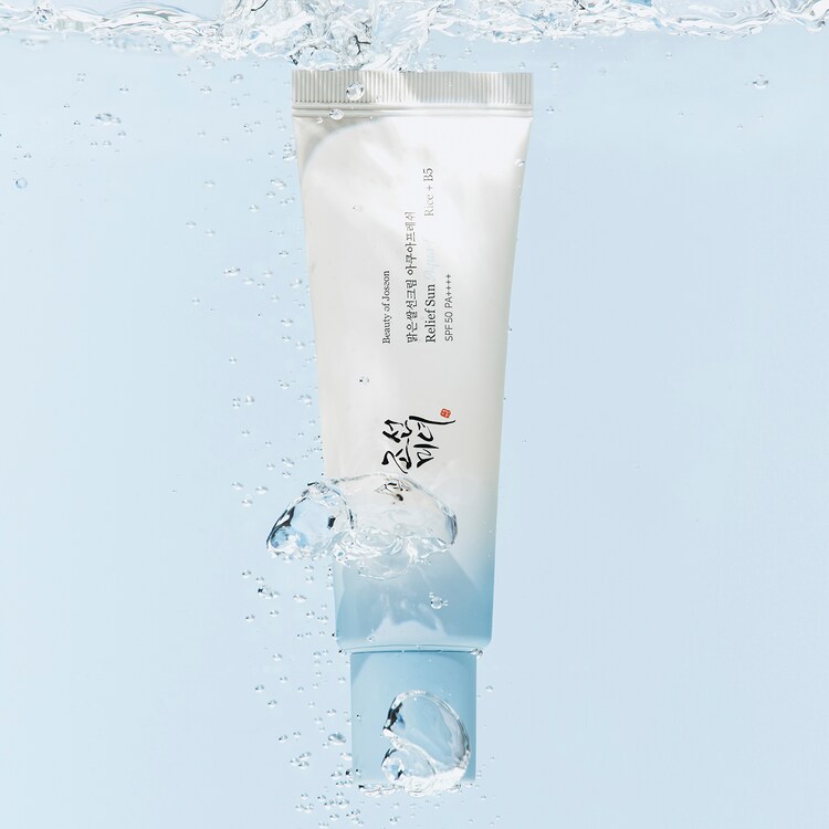 Relief Sun Aqua-Fresh: Rice + B5 SPF50+ - Solskyddsmedel med ris och B5