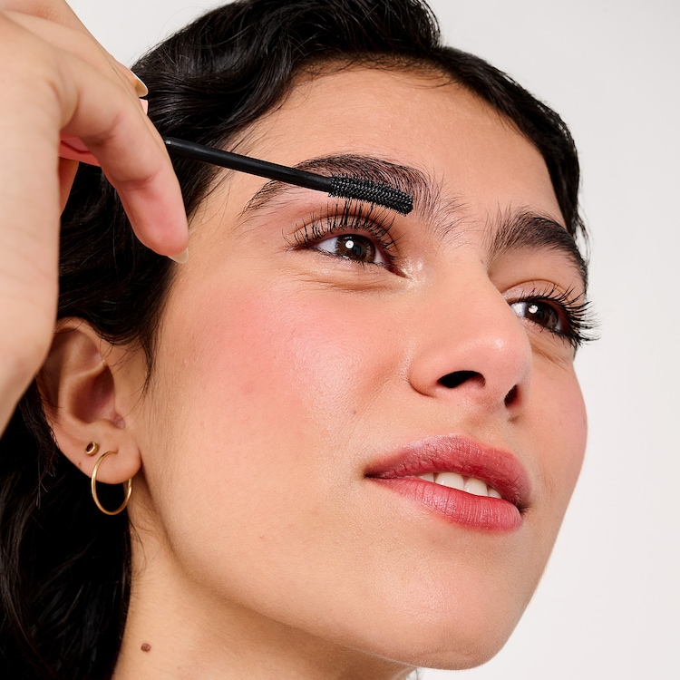 Get ROLLin’ – Set Benefit con Mascara Roller Lash