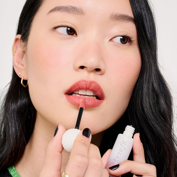 Plushtint - Tinta labbra idratante dall'effetto matte