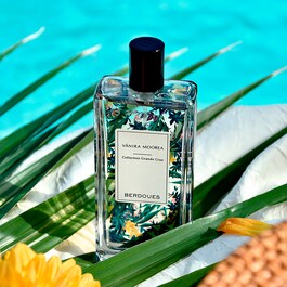 V&atilde;nira Moorea - Parf&eacute;mov&aacute; voda