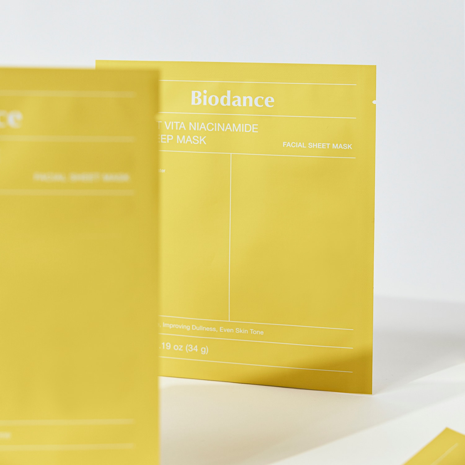 Radiant Vita Niacinamide Real Deep Mask - Masca iluminatoare si
