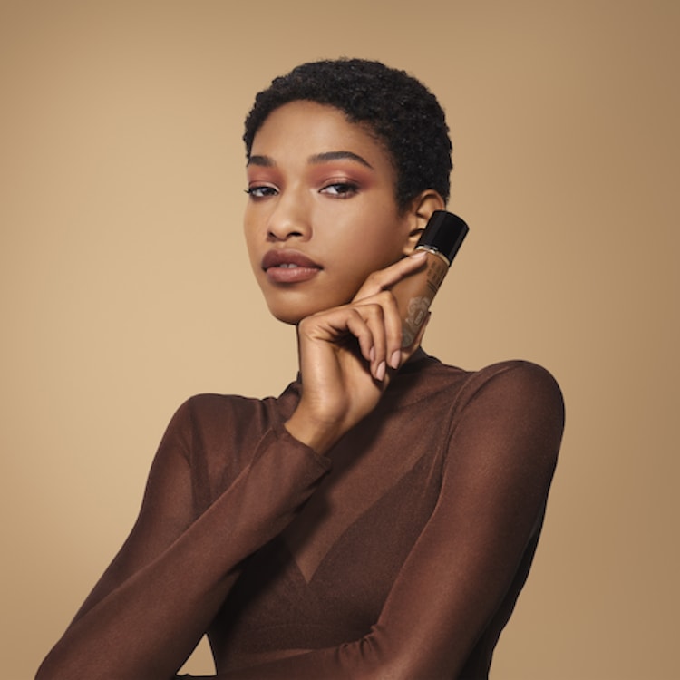 Weightless Skin Foundation - Fond de teint tenue 24 heures SPF15