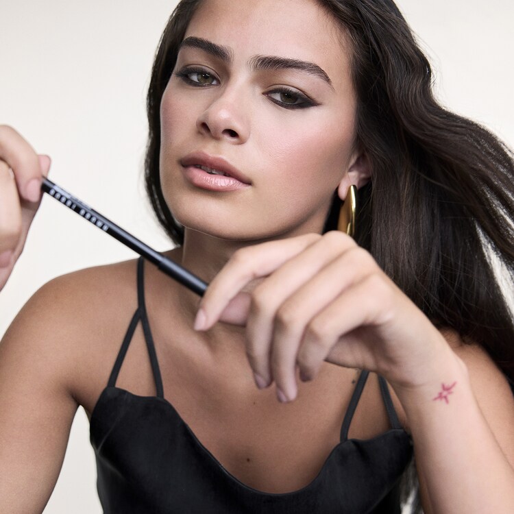 24H Kajal Liner waterproof - Αδιάβροχο μολύβι ματιών μεγάλης διάρκειας