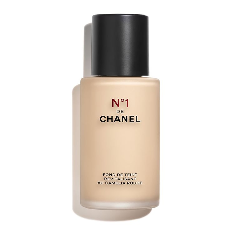 N°1 DE CHANEL REVITALISIERENDE FOUNDATION - Verleiht Leuchtkraft, Schützt