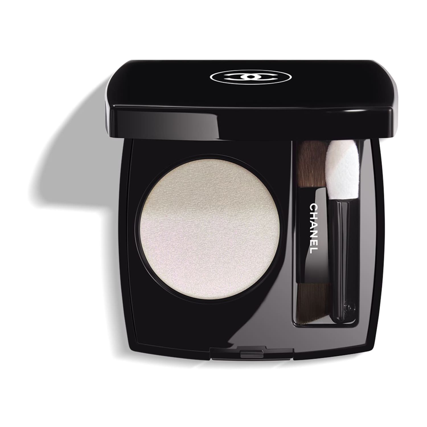 E-shop CHANEL - OMBRE ESSENTIELLE - Víceúčelové Dlouhodržící Oční Stíny