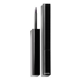 LE LINER - Niezwykle Precyzyjny Eyeliner