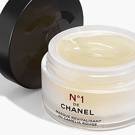 N°1 DE CHANEL - Revitalisierende Maske Exfoliert - Gleicht Aus - Glättet