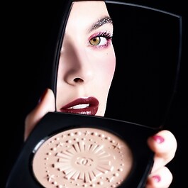 DIAMOND DUST - Highlighter-Puder Im Maxi-Format