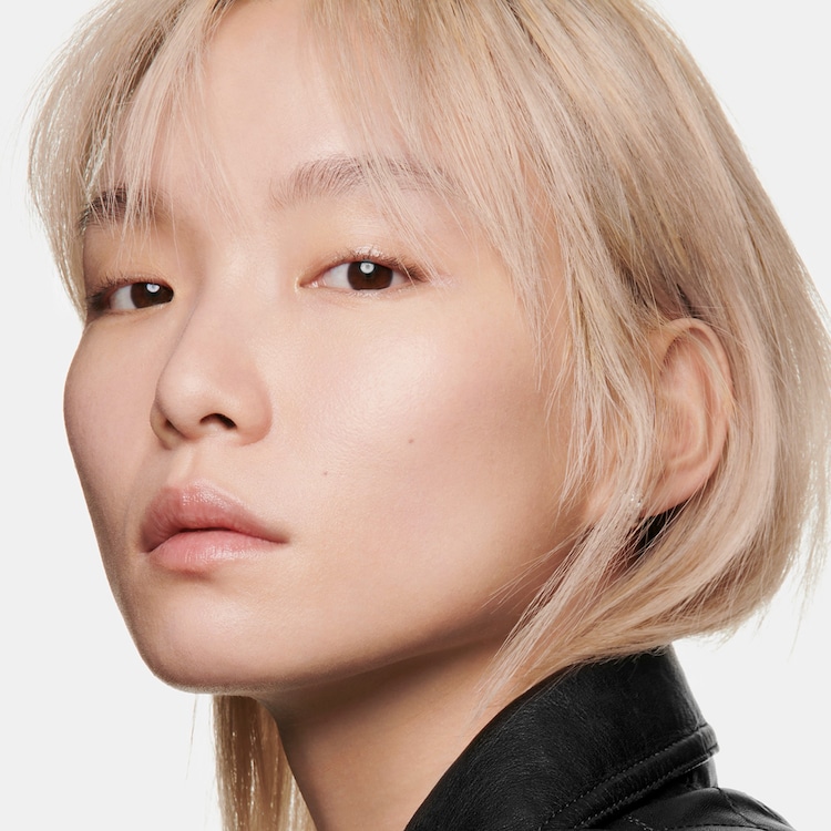 LES BEIGES FOND DE TEINT - Teint Belle Mine Naturelle Hydratation