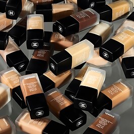 ULTRA LE TEINT FLUID-FOUNDATION - Ultra-Langer Halt