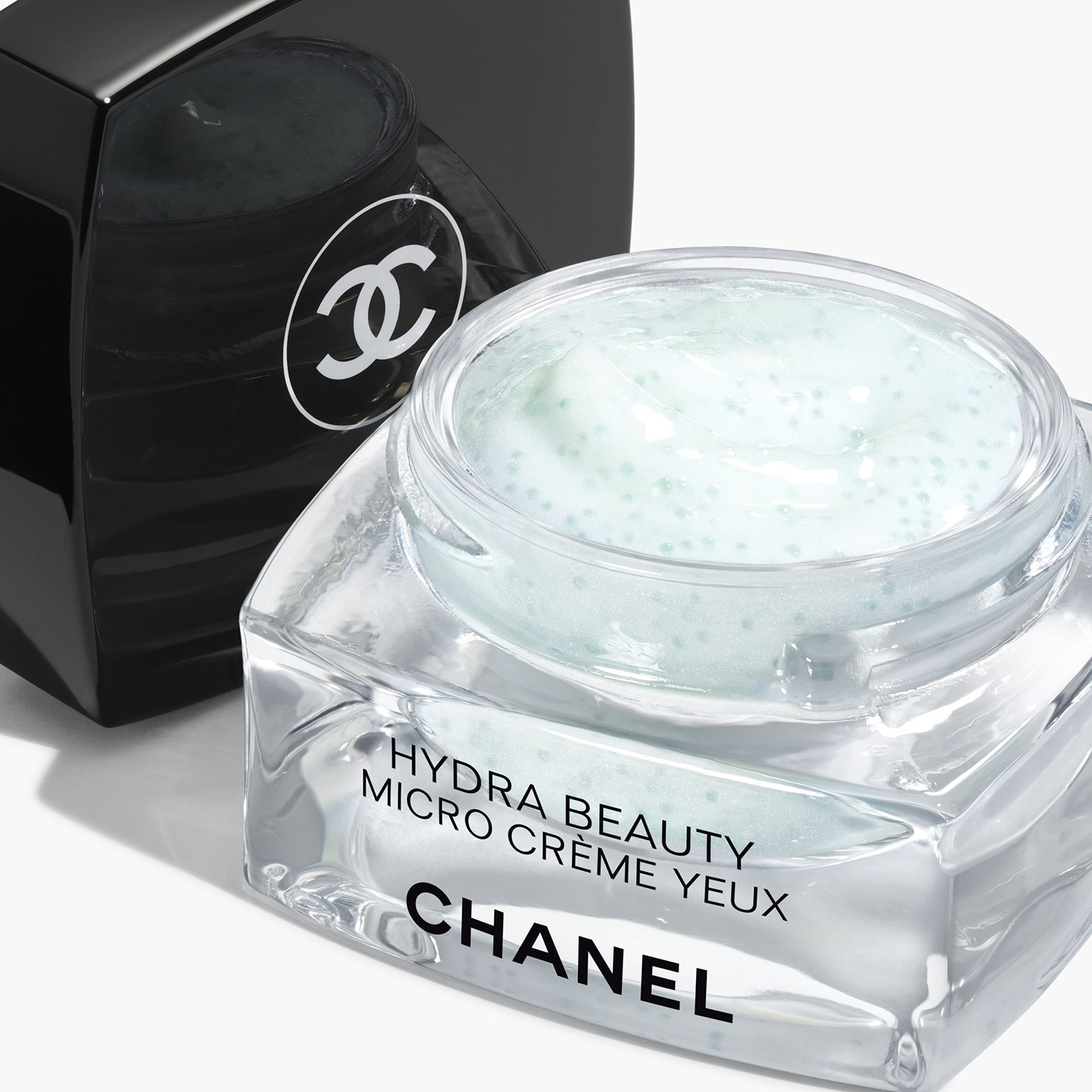 CHANEL HYDRA BEAUTY MICRO CRÈME YEUX HYDRA BEAUTY MICRO CRÈME YEUX - Nawilżający Krem Do