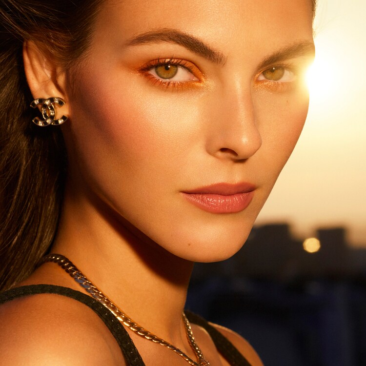 LES BEIGES POUDRE BELLE MINE - Exkluzivní Kreace. Duo Rozjasňujících Pudrů