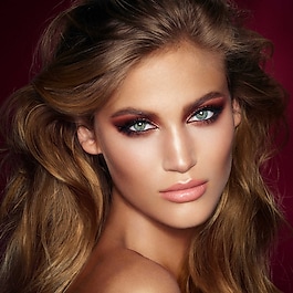 LUXURY PALETTE THE BELLA SOFIA - paleta cieni do powiek