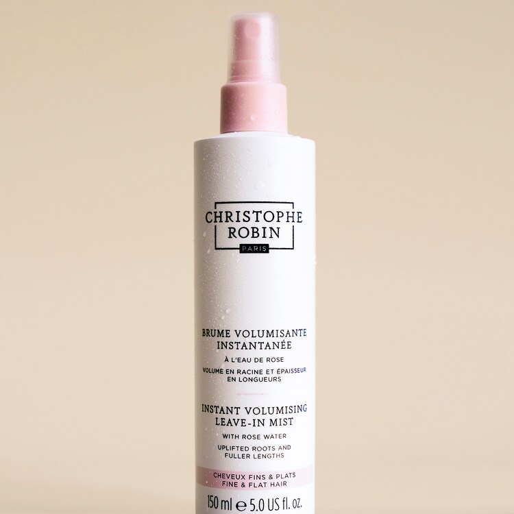 Brume volumisante instantanée à l'eau de rose