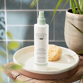 Feuchtigkeitsspendes Spray mit Aloe Vera