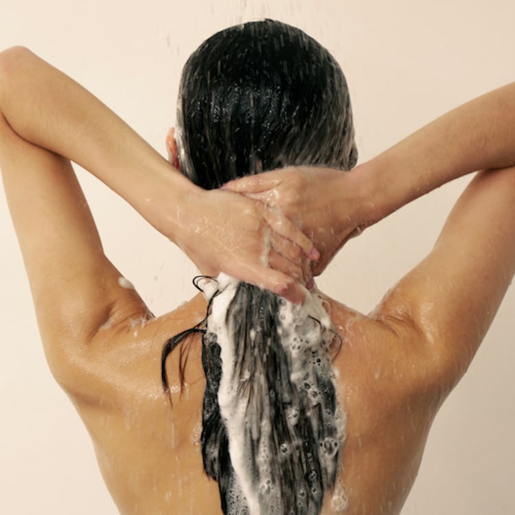 Scrub lavant purifiant au sel marin - Cuir chevelu gras ou sensible