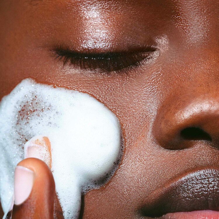 Mousse Detergente Rinnovatrice - Detergenti viso