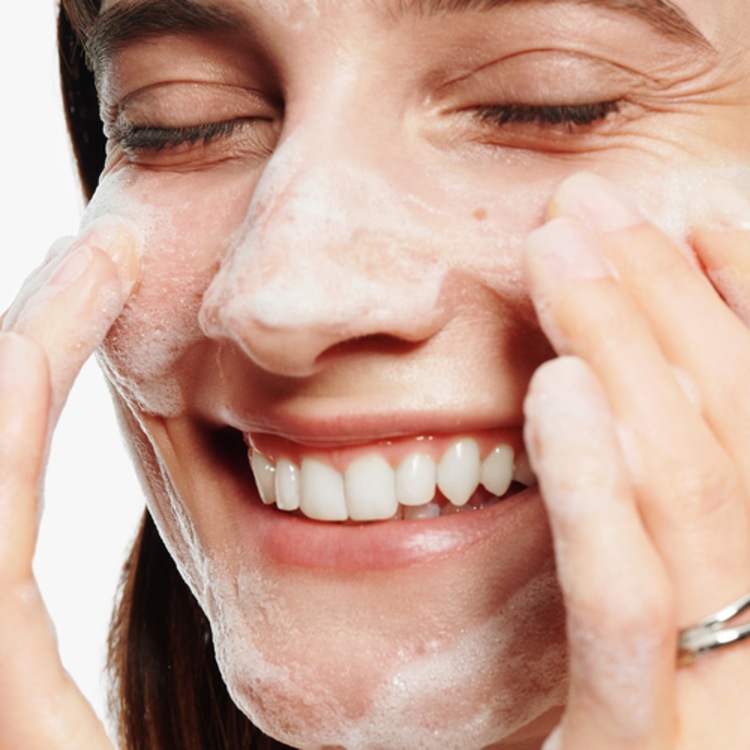 All About Clean™ - Savon Visage Liquide Doux – Peaux sèches à mixtes