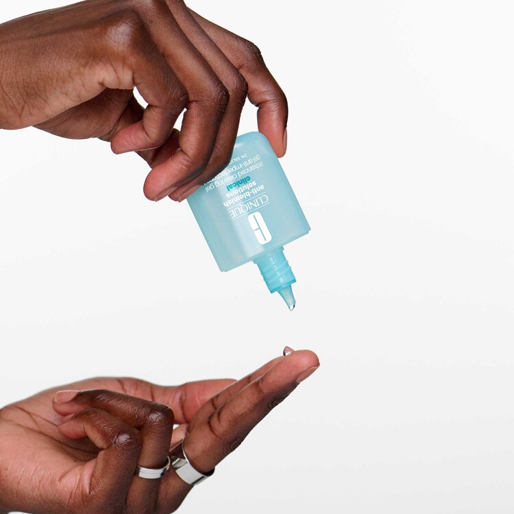 Anti-Blemish Solutions - Siyah Nokta ve Sivilce Görünümü Azaltan Bakım Jeli