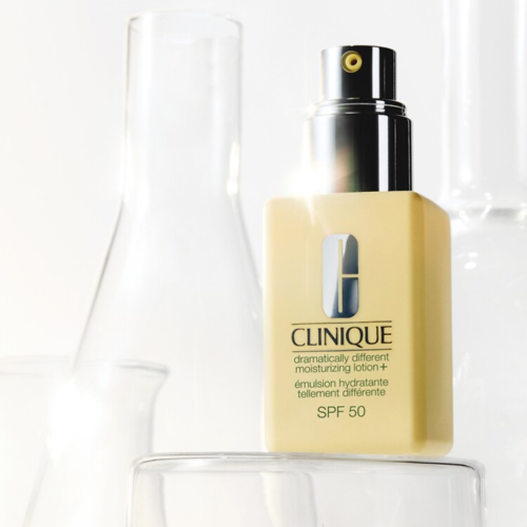 Émulsion Hydratante Tellement Différente SPF 50 - Lotion hydratante 