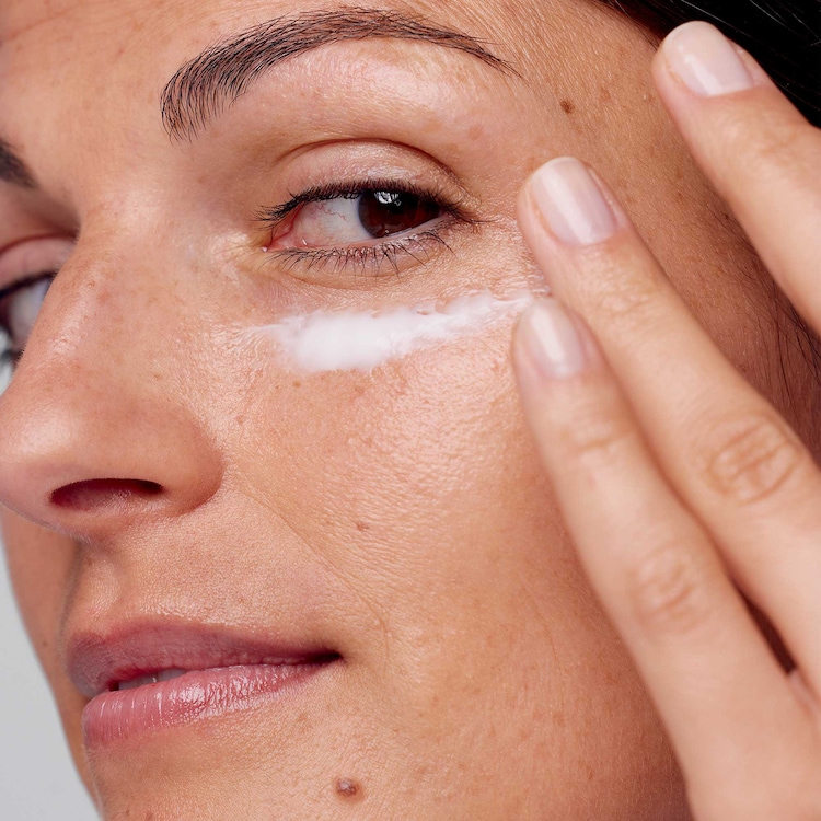 Smart Clinical Repair Wrinkle Correcting Eye Cream