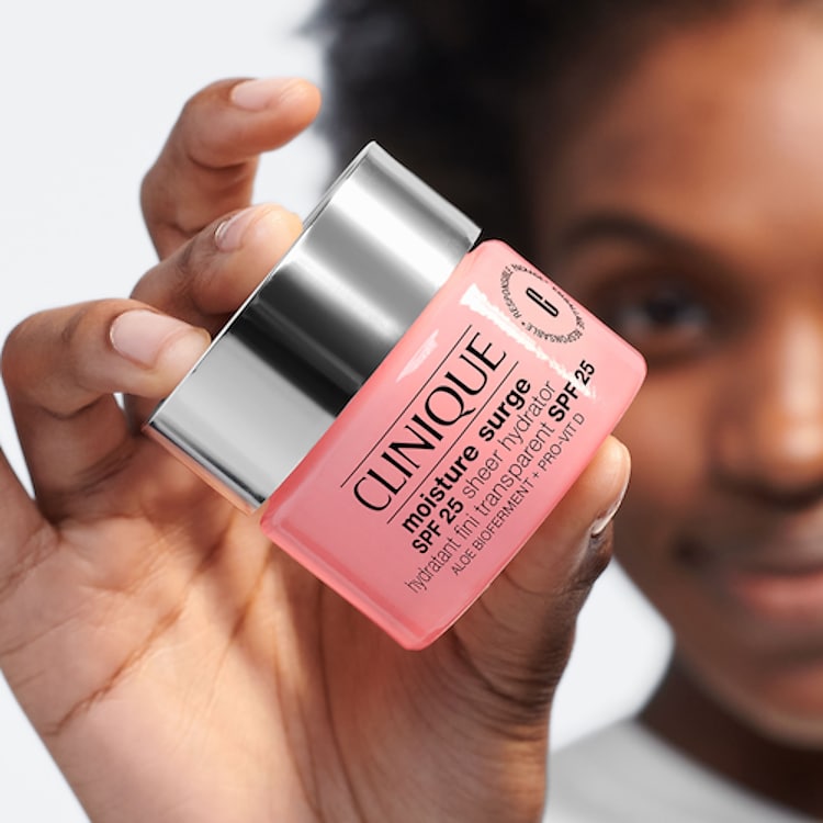 Moisture Surge Hydratant Fini Transparent SPF 25 - Crème hydratante visage
