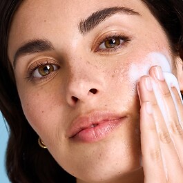 MOUSSE DETERGENTE LENITIVA - Detergente Viso
