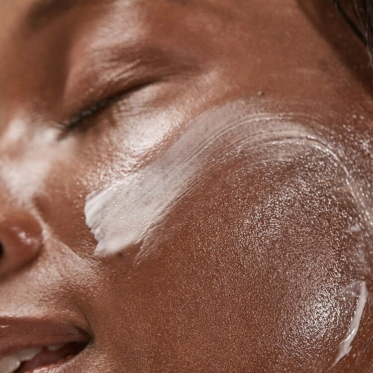 Dynamic Skin Recovery SPF50 - Crema idratante con fattore SPF