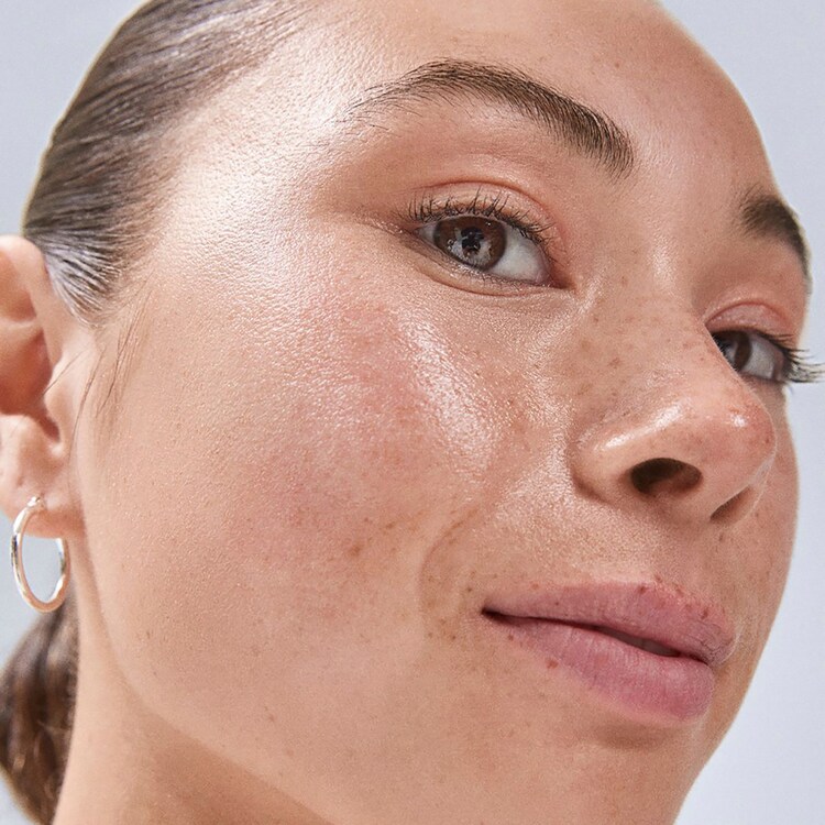 Dynamic Skin Recovery SPF50 - Crema idratante con fattore SPF