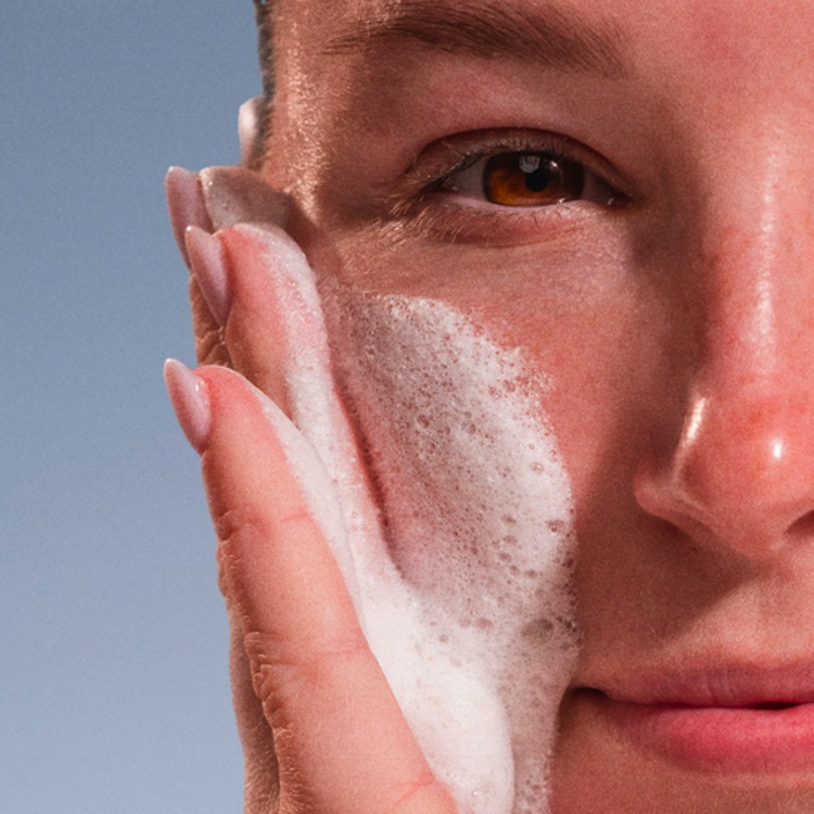 Daily Microfoliant - Exfoliant doux enzymatique et mécanique