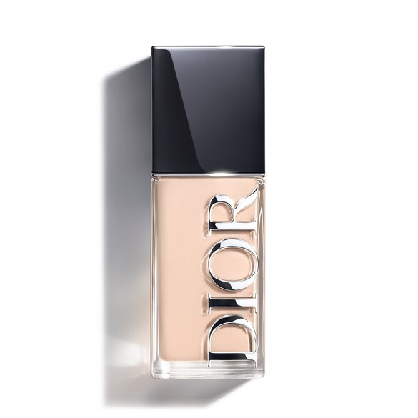 Dior Forever Skin Glow &ndash; Fondotinta luminoso tenuta 24 ore e idratazione 48 ore, DIOR