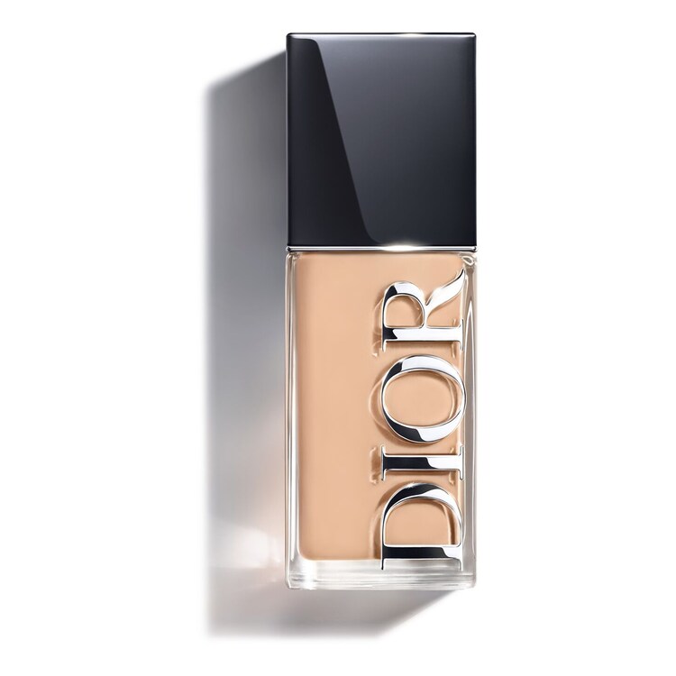 Dior Forever Skin Glow - Rezistență 24 ore și hidratare 48 ore