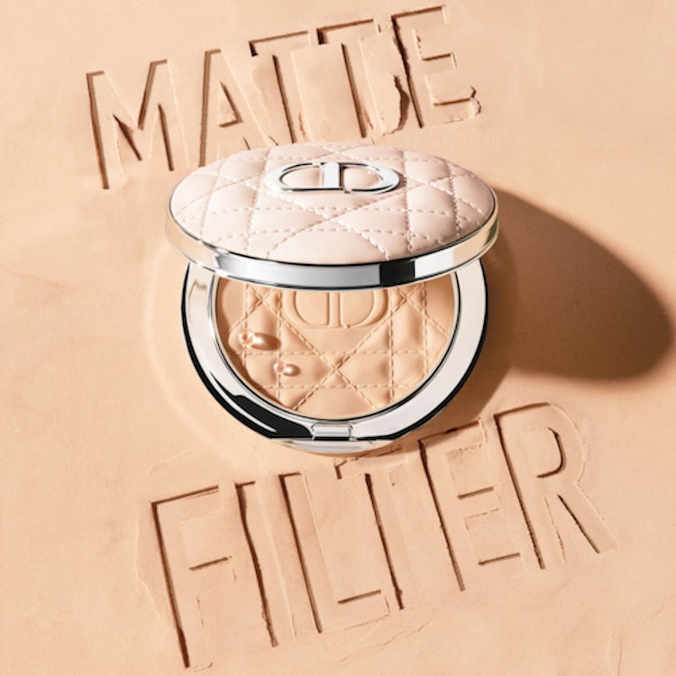 Dior Forever Nude Matte Filter - Poudre fixatrice floutante, mate lumineuse