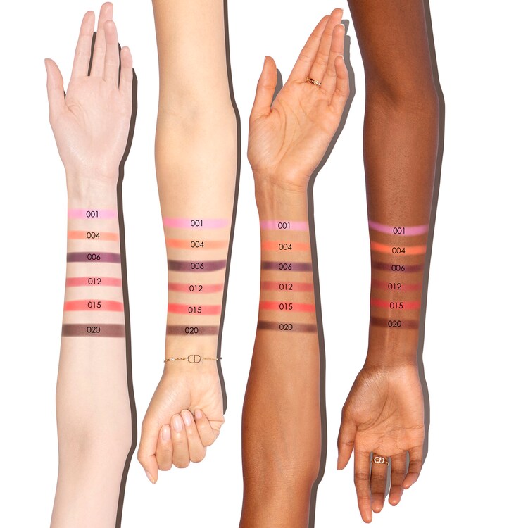 Rosy Glow Rouge für natürliche Leuchtkraft - Finish mit Glow