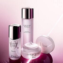 Capture Totale Super Potent Serum - Intense Total Age-Defying Serum