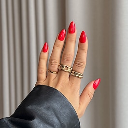 Ruby Red, Medium Almond - Press-on naglar