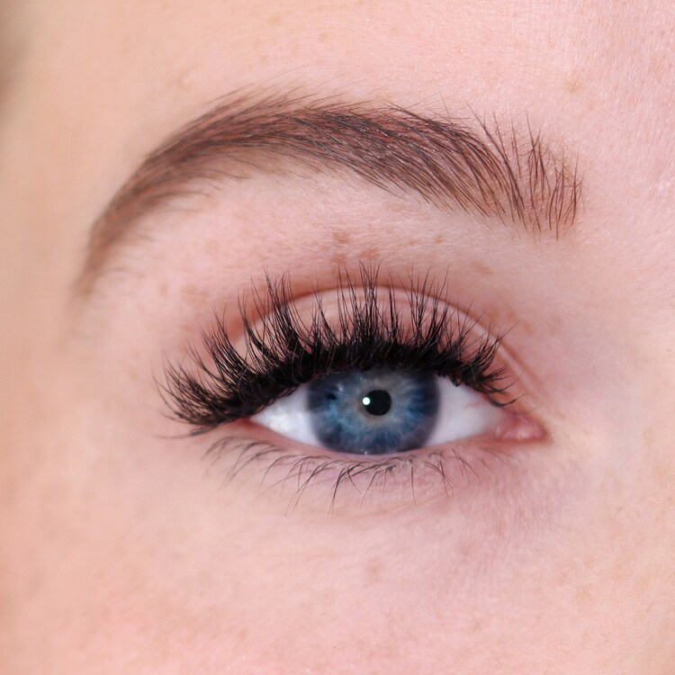 Doll-Like - Nude Lash Collection