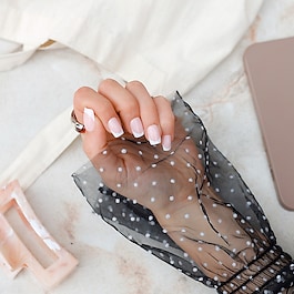 Classic French, Short Square - Instant Pro Press-on Manicure